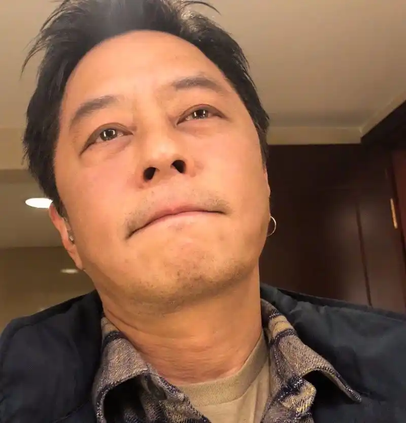 王杰微博动态言语伤感经纪人气愤回应您太善良了