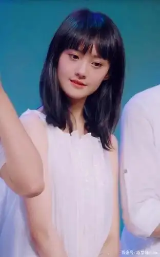 29岁的郑爽"胖"回来后,比18岁还要嫩!真是越活越年轻了