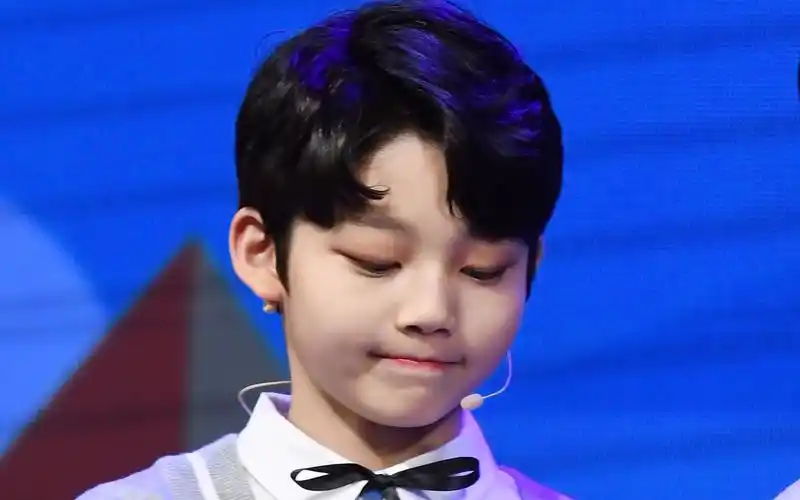 yhboys组合 170504最美小义工 颁奖典礼 郭殿甲focus