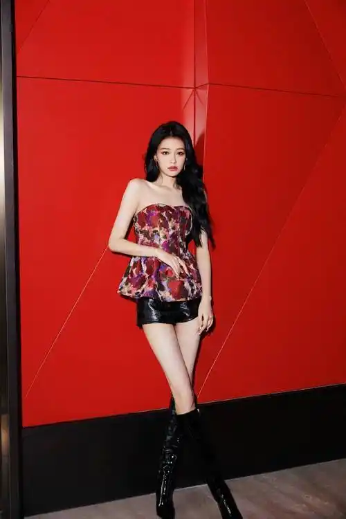 孙怡的身高虽然自带优势,但是穿衣法则也是普通人可以借鉴的.