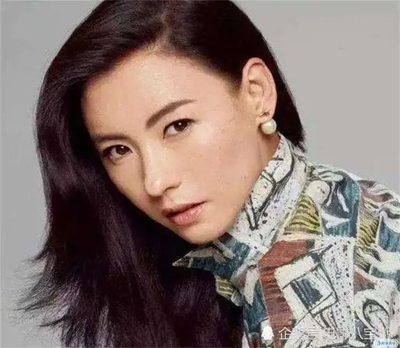 与谢霆锋离婚,生下三胎饱受猜疑,我们欠39岁的张柏芝一声道歉