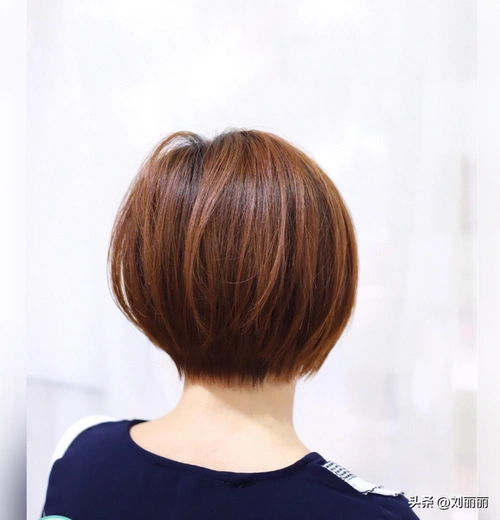 小脸发型图片女短发,2022推荐8款「短发造型」图鉴,利落清爽又修饰