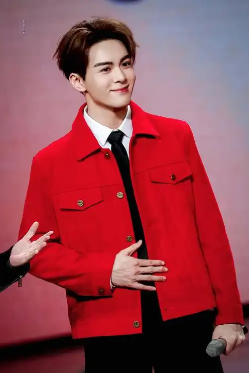 曾舜晞#红黑搭配怎么了假二丝开始搞世界起源了,不光三次喜欢我担穿