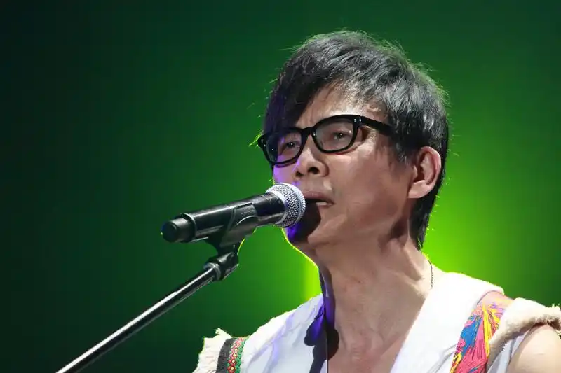 90年代最受欢迎的男歌手各个都是实力派你最喜欢谁