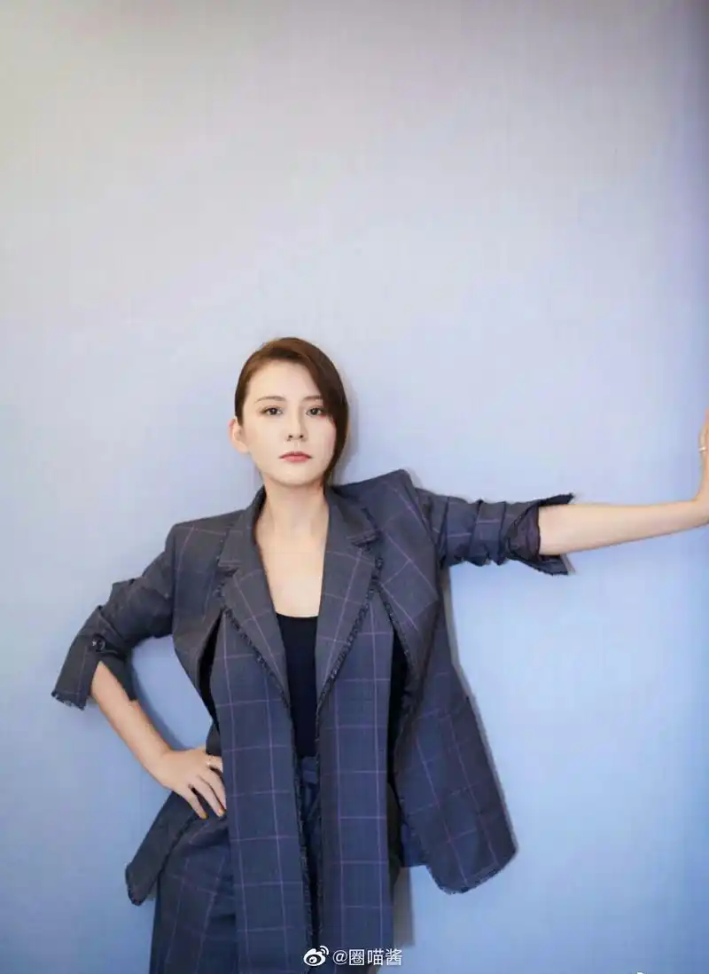 从"雪莉自杀"事件开始,网暴再被提及,网友们越发注意自身言论,可什么