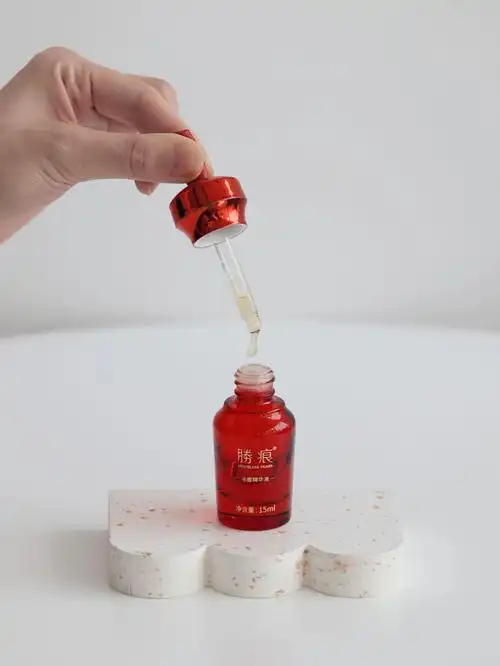 反复长痘别慌胜痕祛痘精华液来了