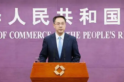 (商务部新闻发言人高峰.图源自商务部网站)