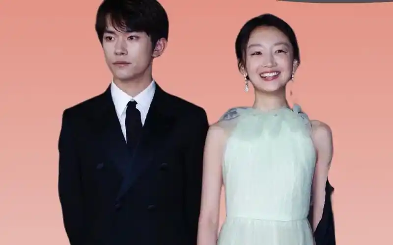 周冬雨小心机有多重?