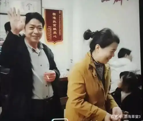 郭威妻子田静回乡祭祖直播网友爆出一个又一个大瓜哪个可信