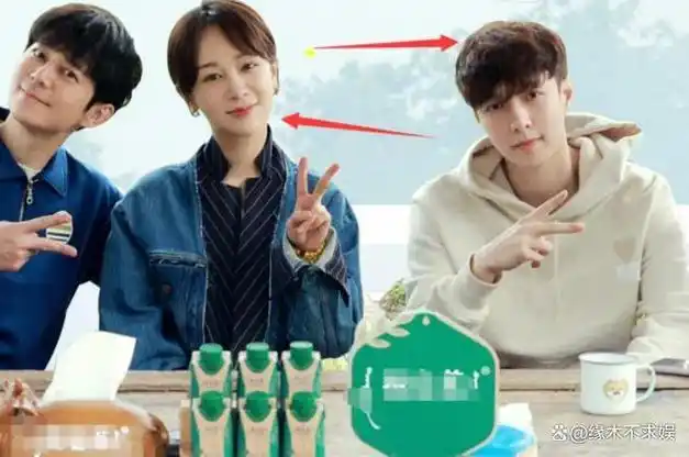 阿飞先是否认了杨紫和张艺兴的恋情,称"这个挺离谱的".