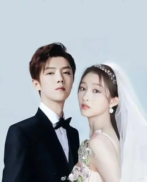 鹿晗关晓彤疑似订婚!