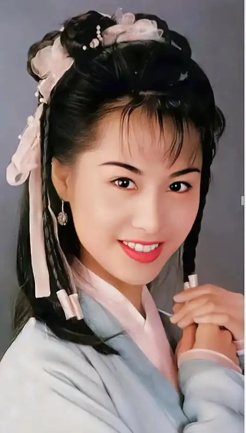 朱茵壁纸朱茵饰演的紫霞仙子是最经典的角色