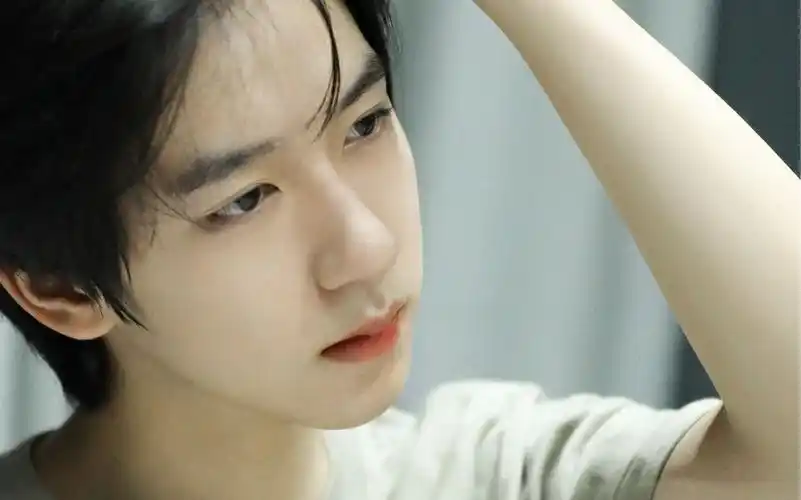 贺峻霖撩发直接绝鲨我,又a又欲的兔子确定不会心动吗?