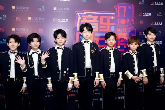 yhboys组合首次全员亮相萌帅气场圈粉无数