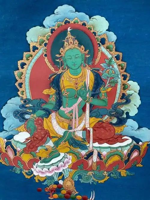 绿度母是藏传佛教中的一位非常重要的女性护法神,她被认为具有保护