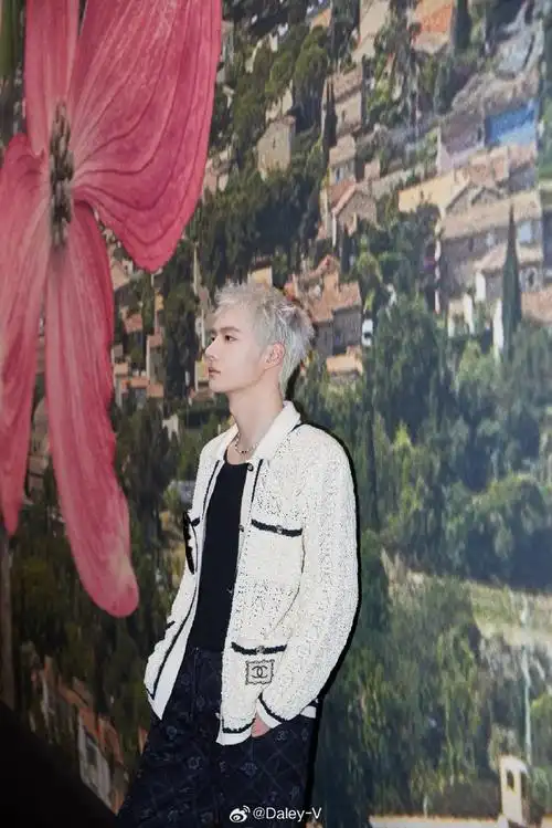 v-style##王一博 香奈儿