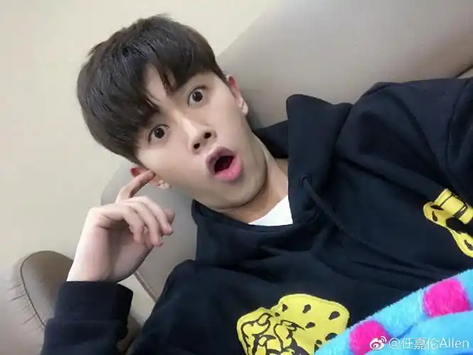 任国超把自拍放出来