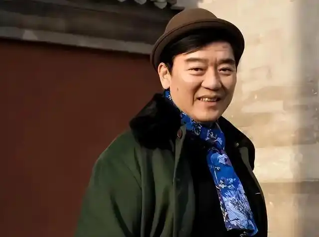 日前,知名男演员李立群在接受台媒采访时,在谈及到两岸问题的时候,因