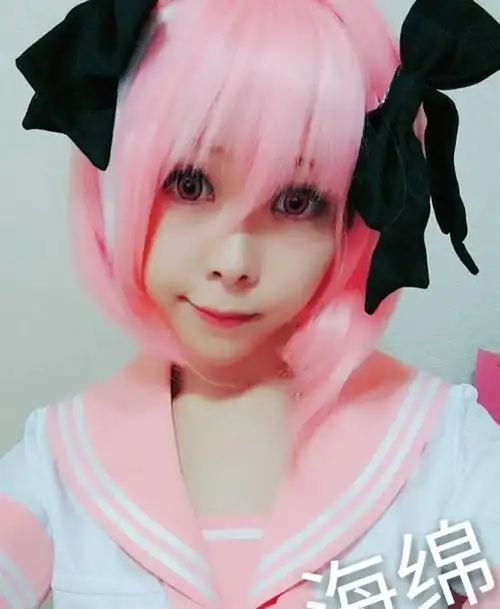 有没有好看的女装大佬图片(最好没办法一下子就看出来是男的)?