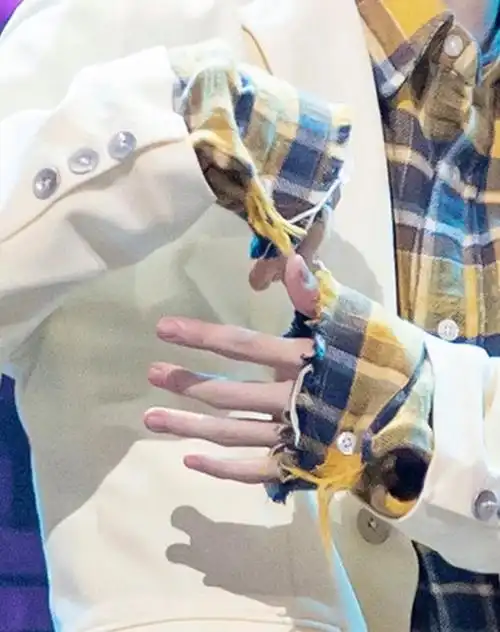 少年的肩应该担起草长莺飞和清风明月马嘉祺部位苏感手控福利