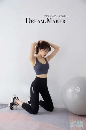 健身服室内健身房