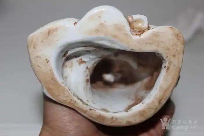 华夏古玩城 瓷器 民国 > 民国德化白瓷观音 艺术类别:单色釉