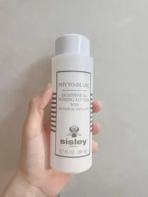 空瓶17希思黎焕白调肤水