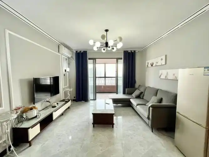 沙湾公园半山壹号精装修三室一厅两卫整租