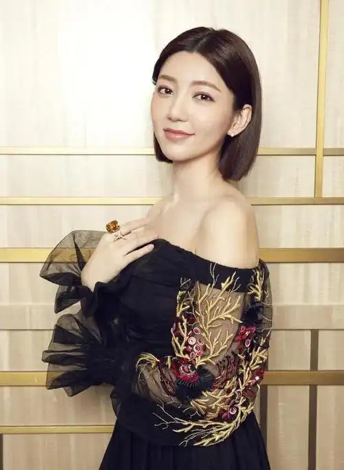 台湾性感影视明星郭雪芙高清美图集