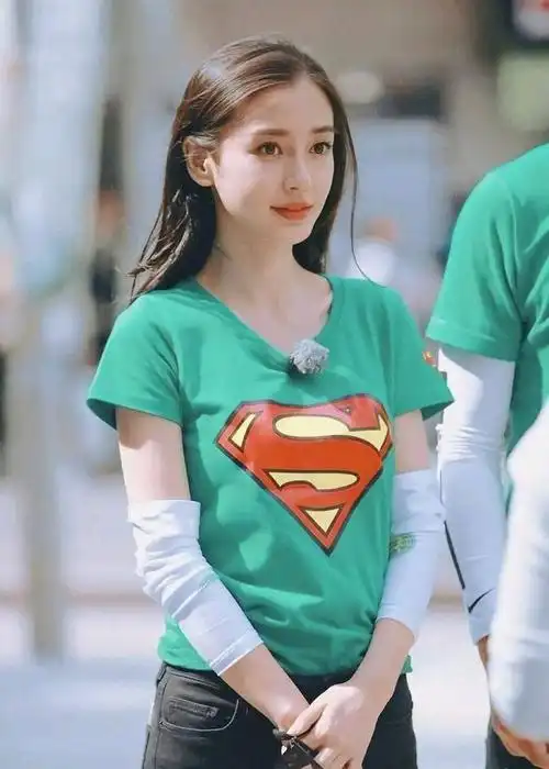 《跑男》成就杨颖以后,少了她这张王炸牌,白鹿成了挑大梁的mc