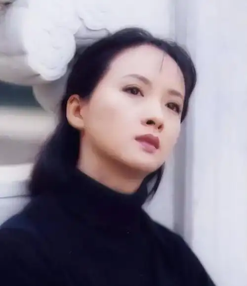 回顾演员谢兰:父母是聋哑人,和丈夫坚持12年丁克,39岁才当妈妈