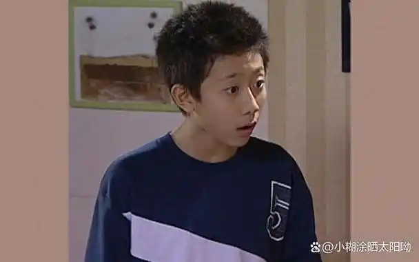 《家有儿女》中的穿帮镜头,连三岁小孩都骗不过,导演你别太离谱