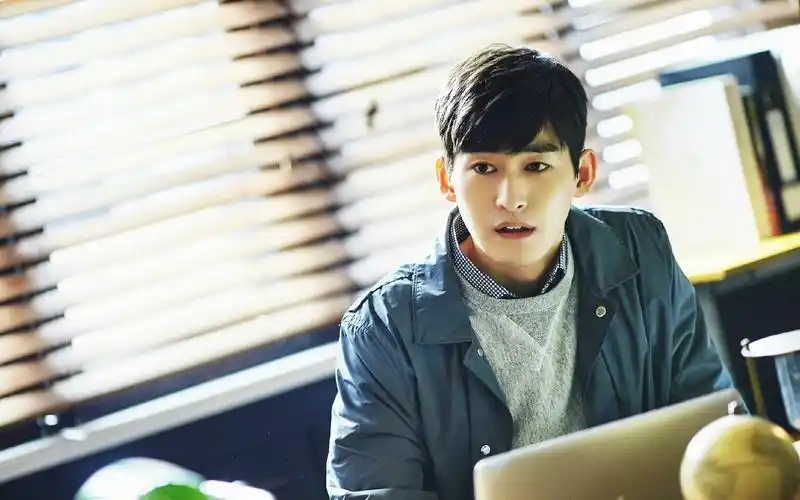 张翰《十宗罪》海报剧照图片_电视剧_美桌网