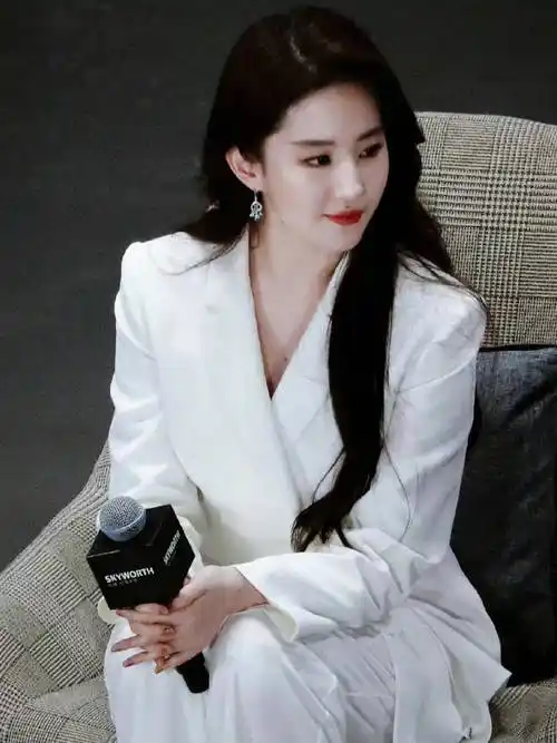 都好美_西装_造型_斯文