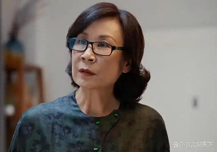 近年来,苏小明,邬君梅,张曼玉等众多女星纷纷选择赴美国发展,甚至取得