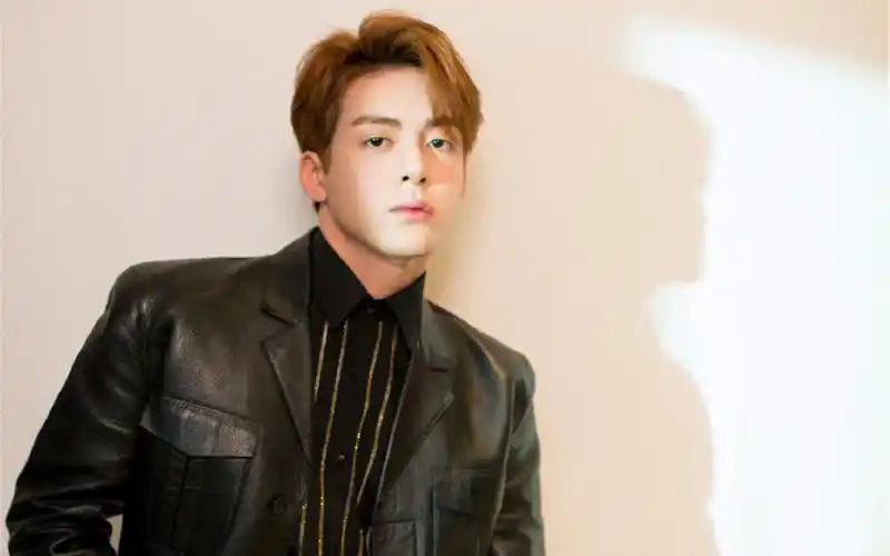 曾舜晞皮衣夹克酷帅气图片桌面壁纸