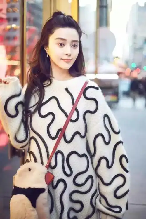 1条裙子7个明星穿,到底谁更好看? - 服装搭配 - zeze!啧啧