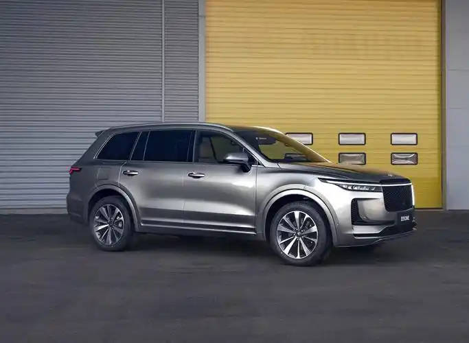 理想one 2020款 增程7座版