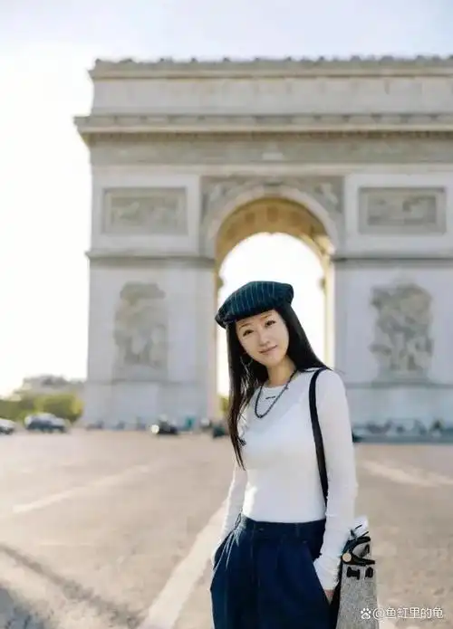 杨钰莹逆龄惊艳,岁月不败美人!心境不老,青春永驻