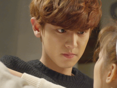 朴灿烈帅哥迷人gif动图_动态图_表情包下载_soogif