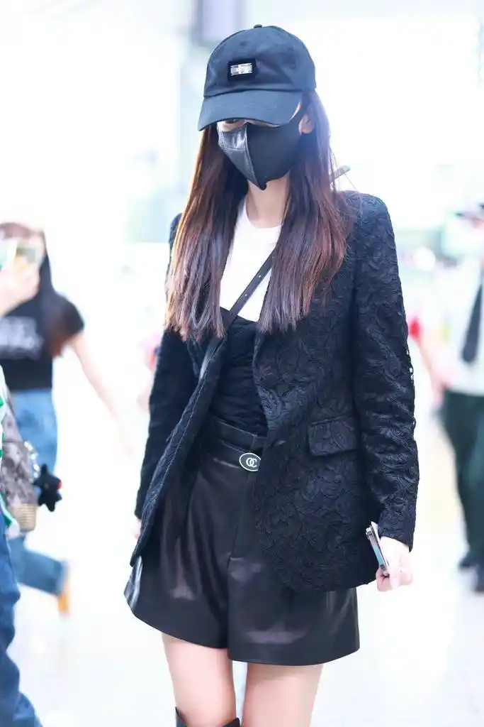 angelababy杨颖,想必小伙伴们都是很熟悉了吧,美丽的外表甜甜的笑容