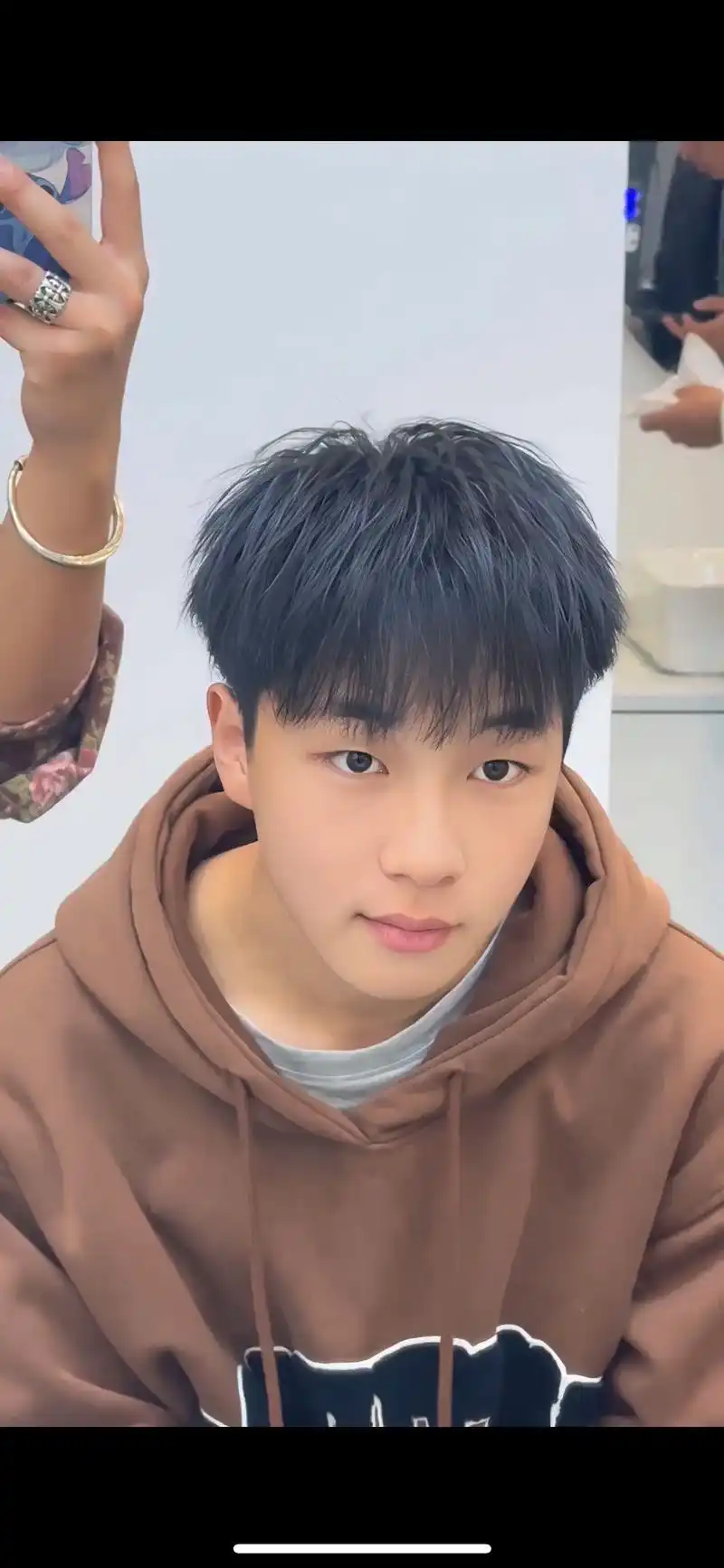 摩根碎盖.免打理烫发安利  方便好打理,吹干即有形 发型是为 - 抖音