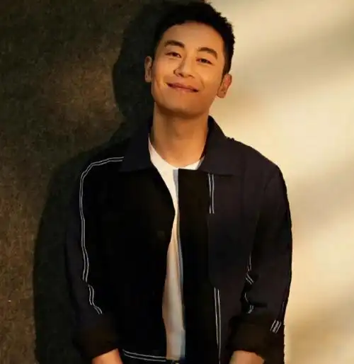 丈夫:雅痞男主代言人 朱亚文沈佳妮而聂欢更是低调,自从任嘉伦自己