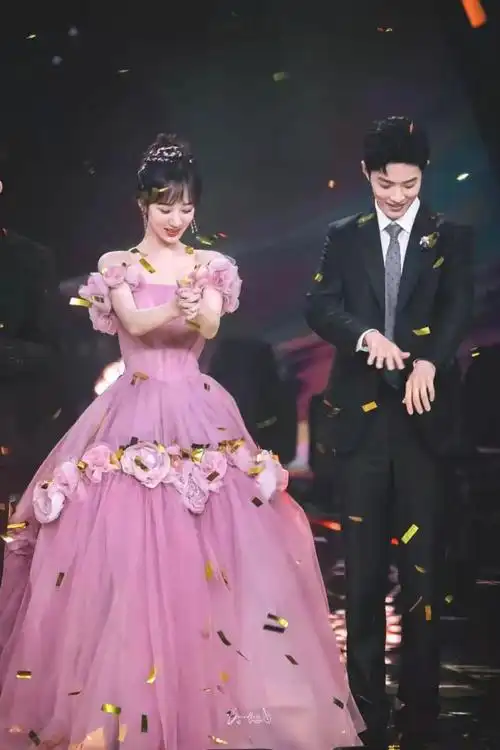 肖战亲自拆cp?团队有意解绑博君一肖,与杨紫互动发糖会是常态