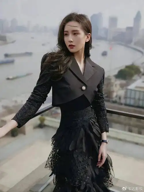 刘诗诗:柔美之魅,令人失语的美丽|刘诗诗|气质|微笑_新浪新闻