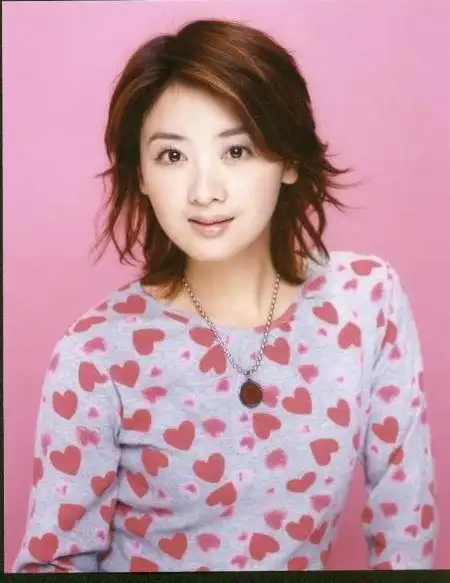 图文:上海展杰文化艺术公司艺人图片- 李佳璘2