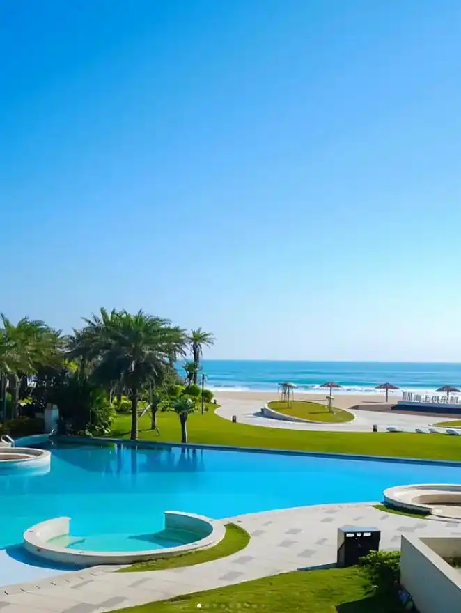 出门就是海滩9215双月湾海景泳池度假别墅.