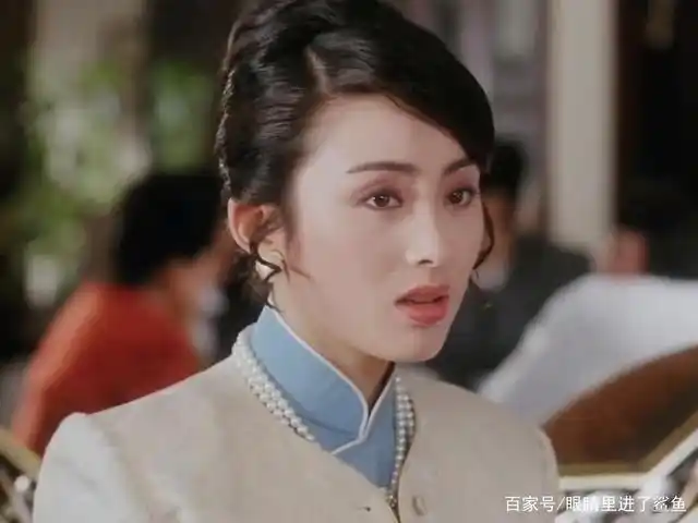 张敏,说起她上了年纪的观众都不陌生,她称得上是在年轻时惊艳了一个