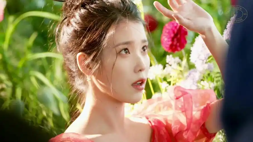 高清电脑壁纸iu李知恩