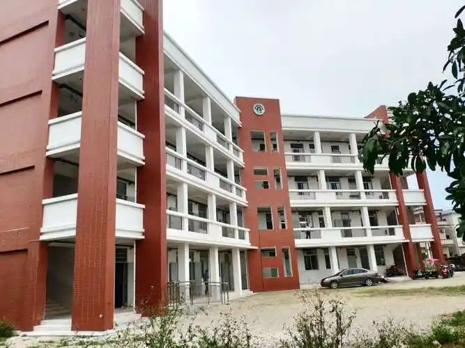 锦田小学新教学楼投入使用